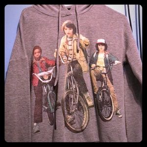 Long sleeve with hoodie